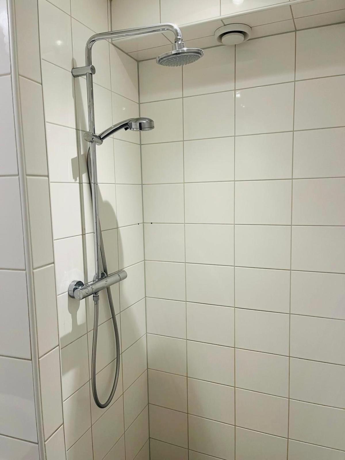 Aparthotel Le Provence Sneek Bagian luar foto