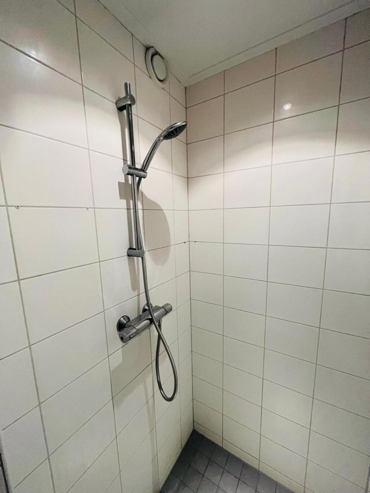 Aparthotel Le Provence Sneek Bagian luar foto