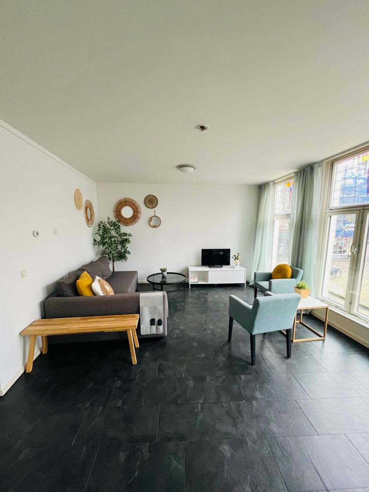 Aparthotel Le Provence Sneek Bagian luar foto