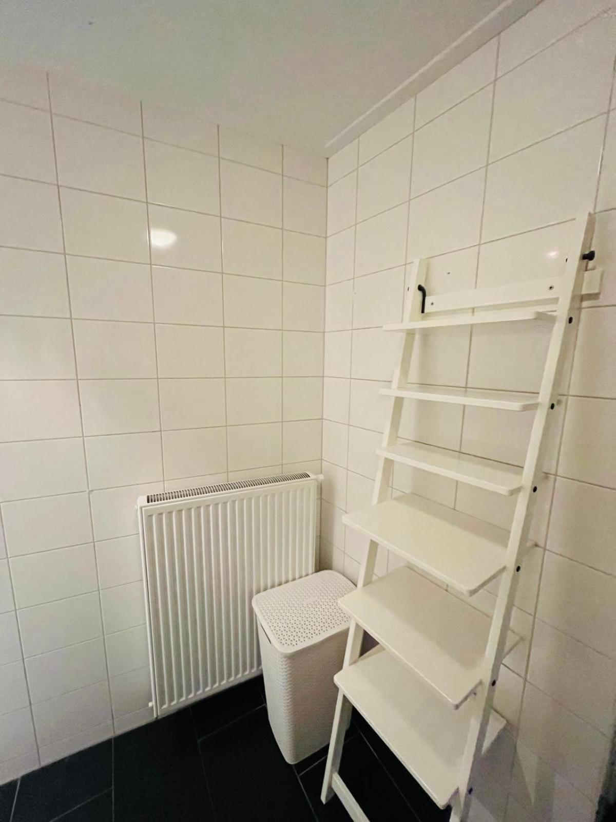 Aparthotel Le Provence Sneek Bagian luar foto